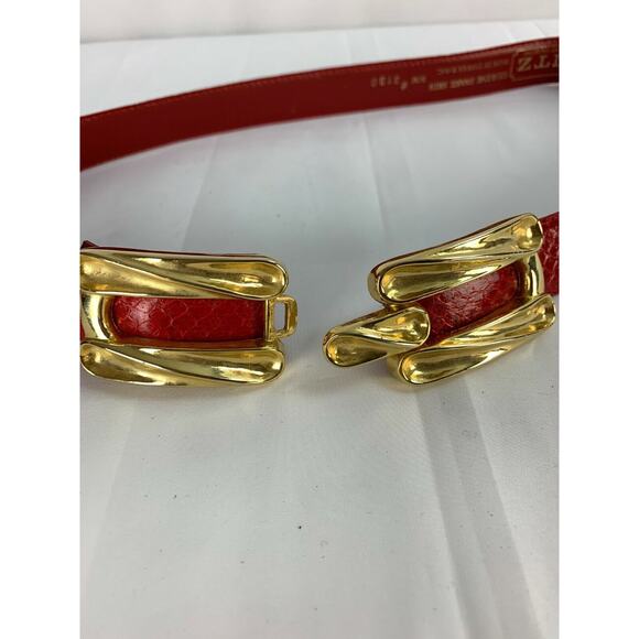 The Ritz Women's Genuine Snakeskin Belt Red sz M 29 in - Picture 2 of 6